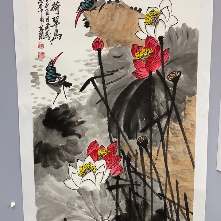 手绘作品等多种形式进行