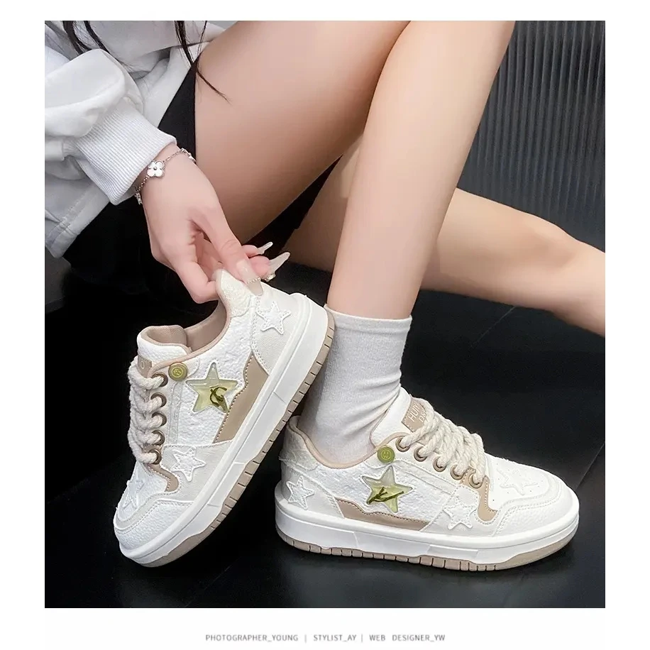 春夏新款Ou Shi Yuan/欧诗媛星星板鞋复古红酒休闲百搭学生鞋A601