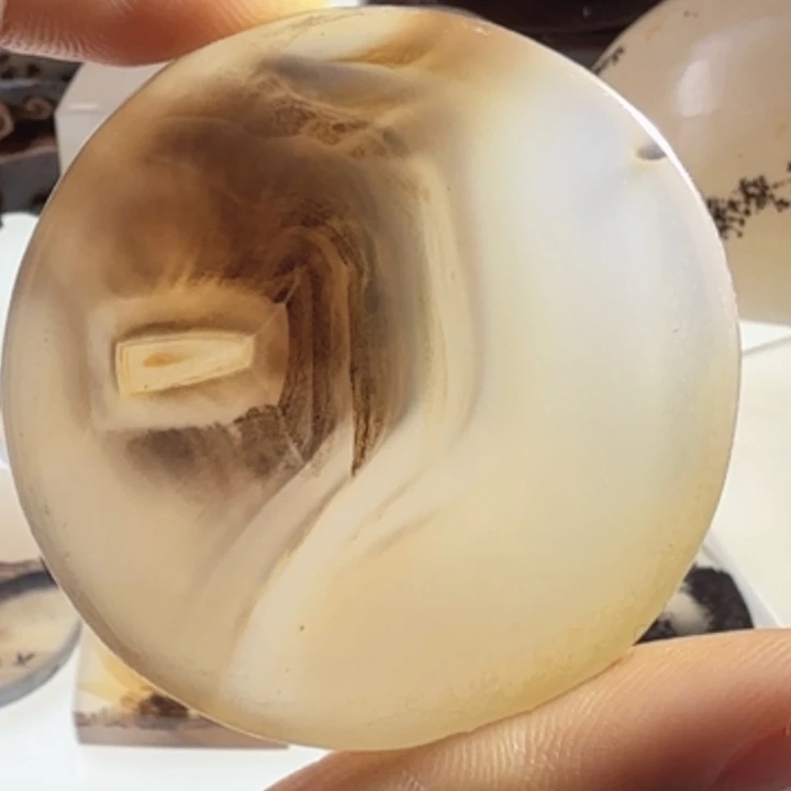 玛瑙/玉髓未镶嵌珠宝半成品