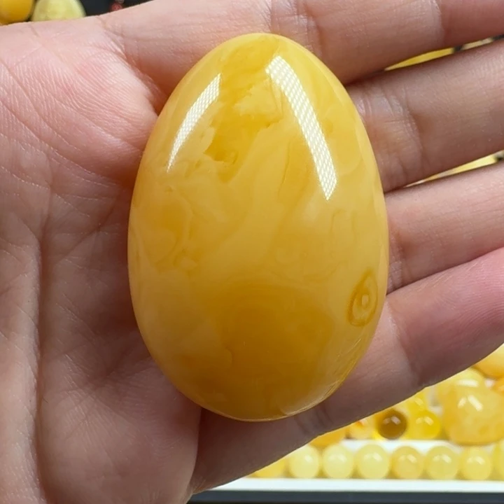 蜜蜡未镶嵌珠宝奇石