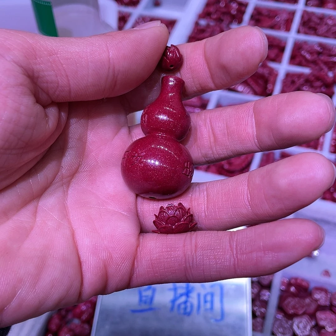 天然辰砂小*紫金砂出入平安葫芦车挂莲花珠链台酒红流苏