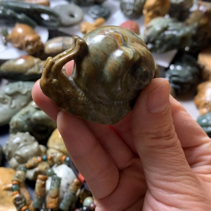 岫岩河磨玉（透闪石质玉）手链未镶嵌