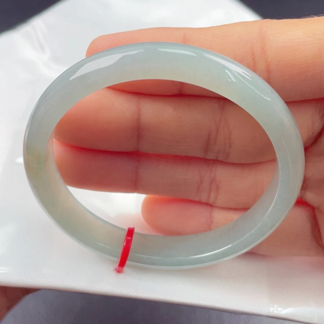 翡翠未镶嵌手镯（贵妃镯）52贵妃