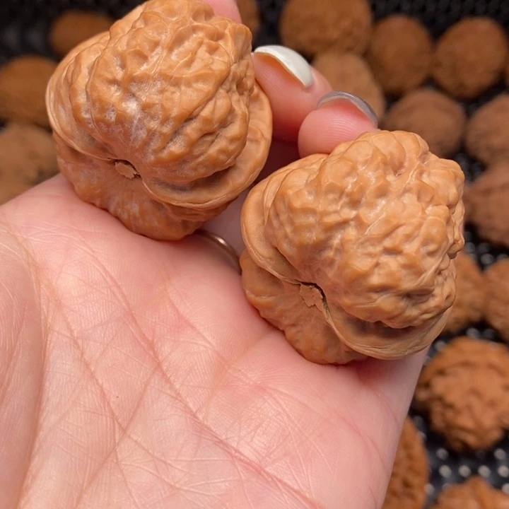 文玩核桃吊坠8蛙36肚38