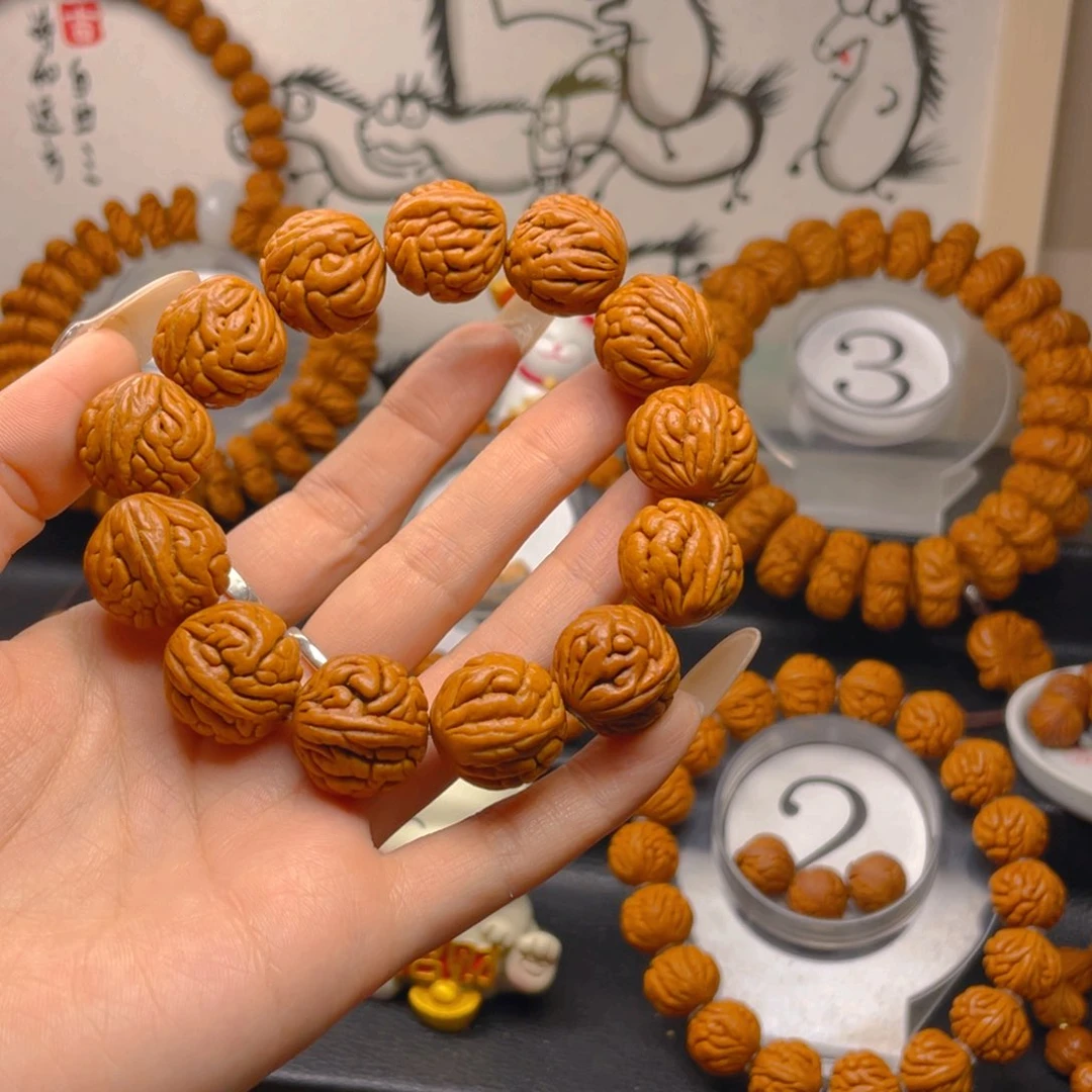 文玩核桃吊坠霸王龙