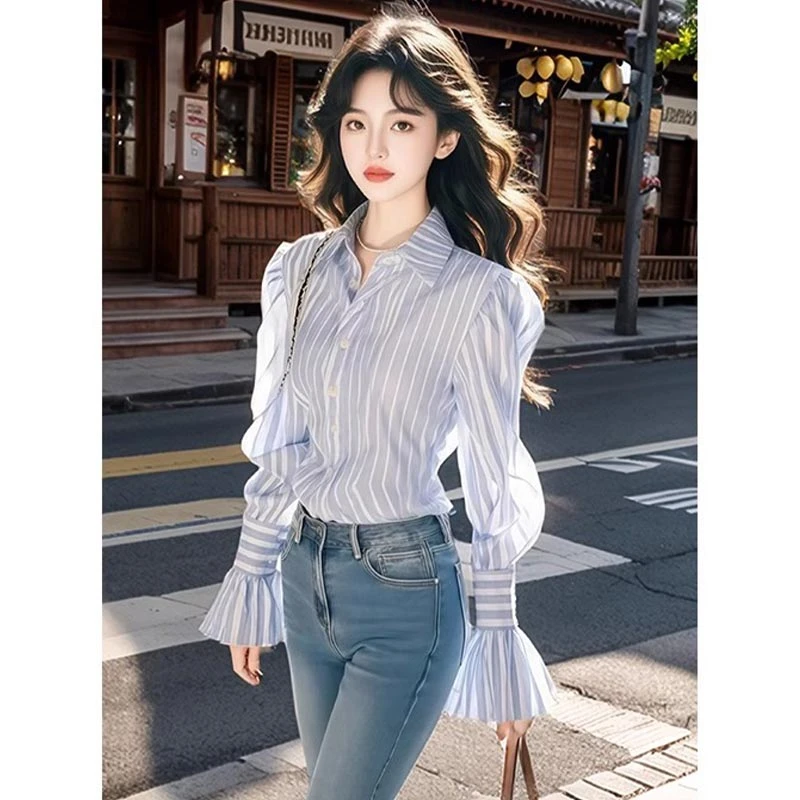 法式时尚条纹衬衫上衣女2025年春季新款休闲短款高级感翻领衬衣潮