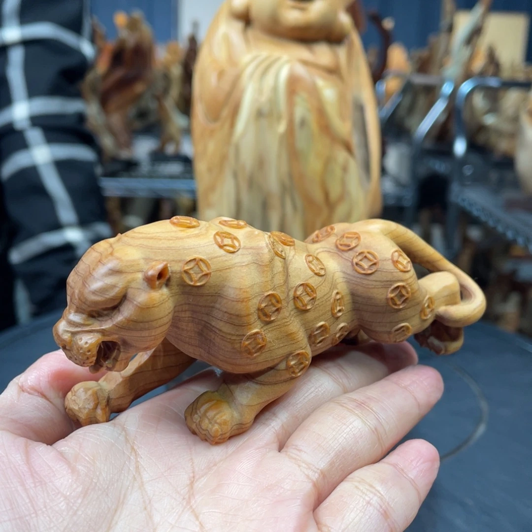 柏木（崖柏）金钱豹