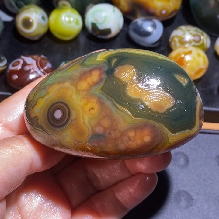 未镶嵌玛瑙/玉髓珠宝半成品72