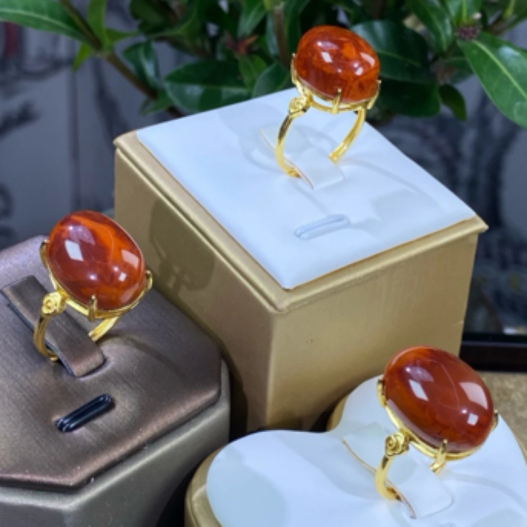 精选品质南红牛血红火焰纹大蛋面S925银镶活口戒指（多样性发其一）