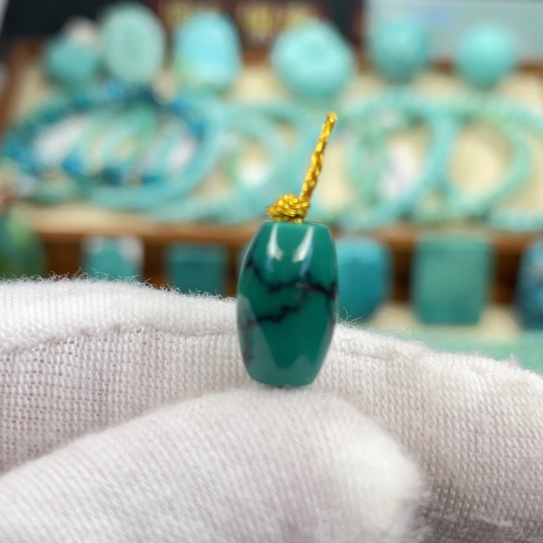 绿松石未镶嵌配饰