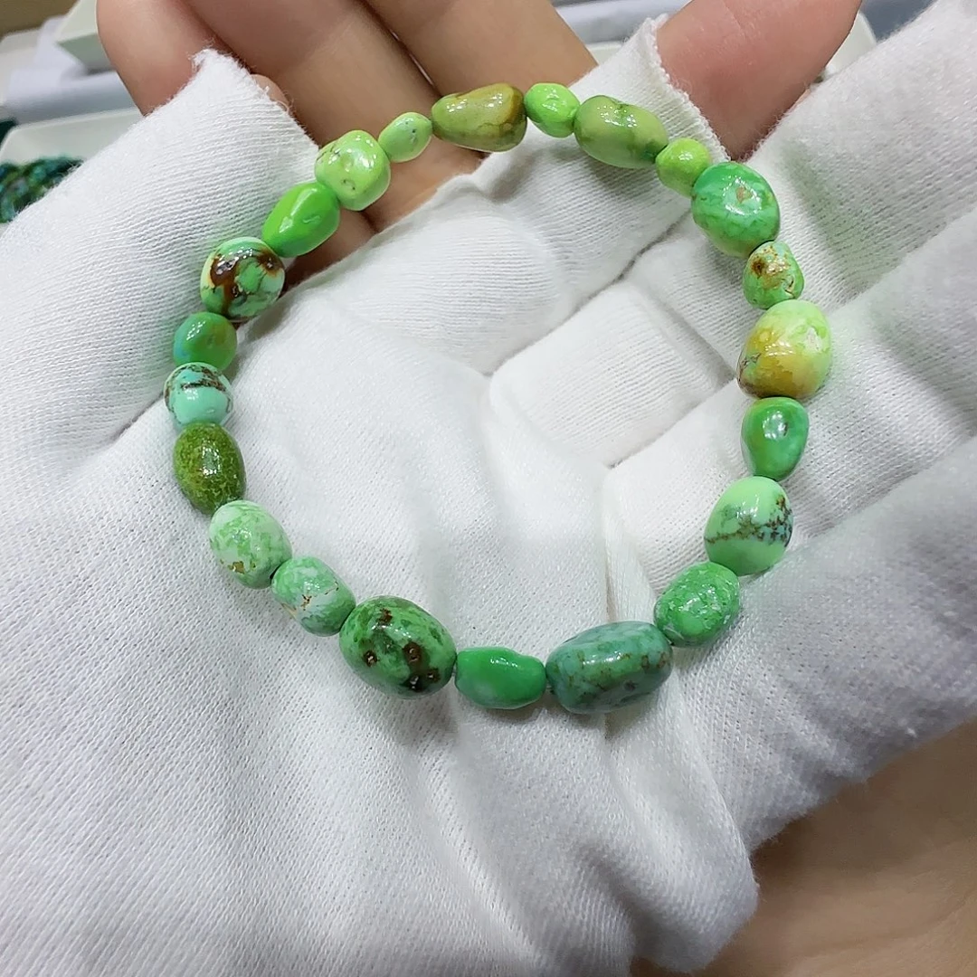 未镶嵌绿松石原矿绿松石
