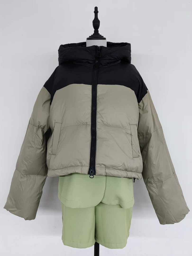 小个子羽绒服厂家直销样衣