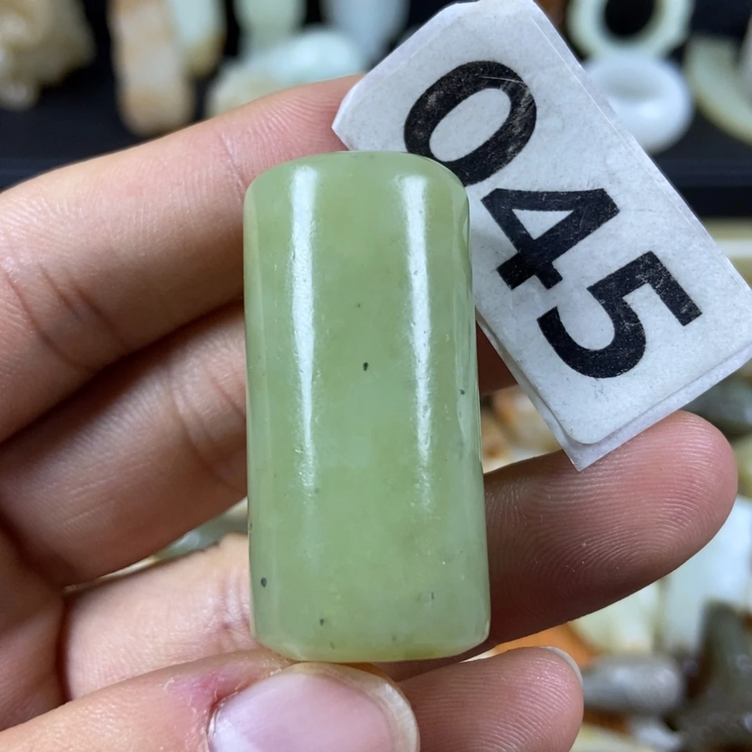 项链未镶嵌和田玉