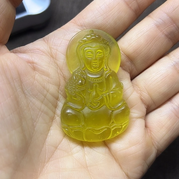 查罗石未镶嵌颈饰