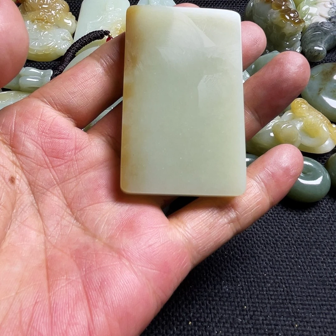 和田玉未镶嵌吊坠(不含链)正*