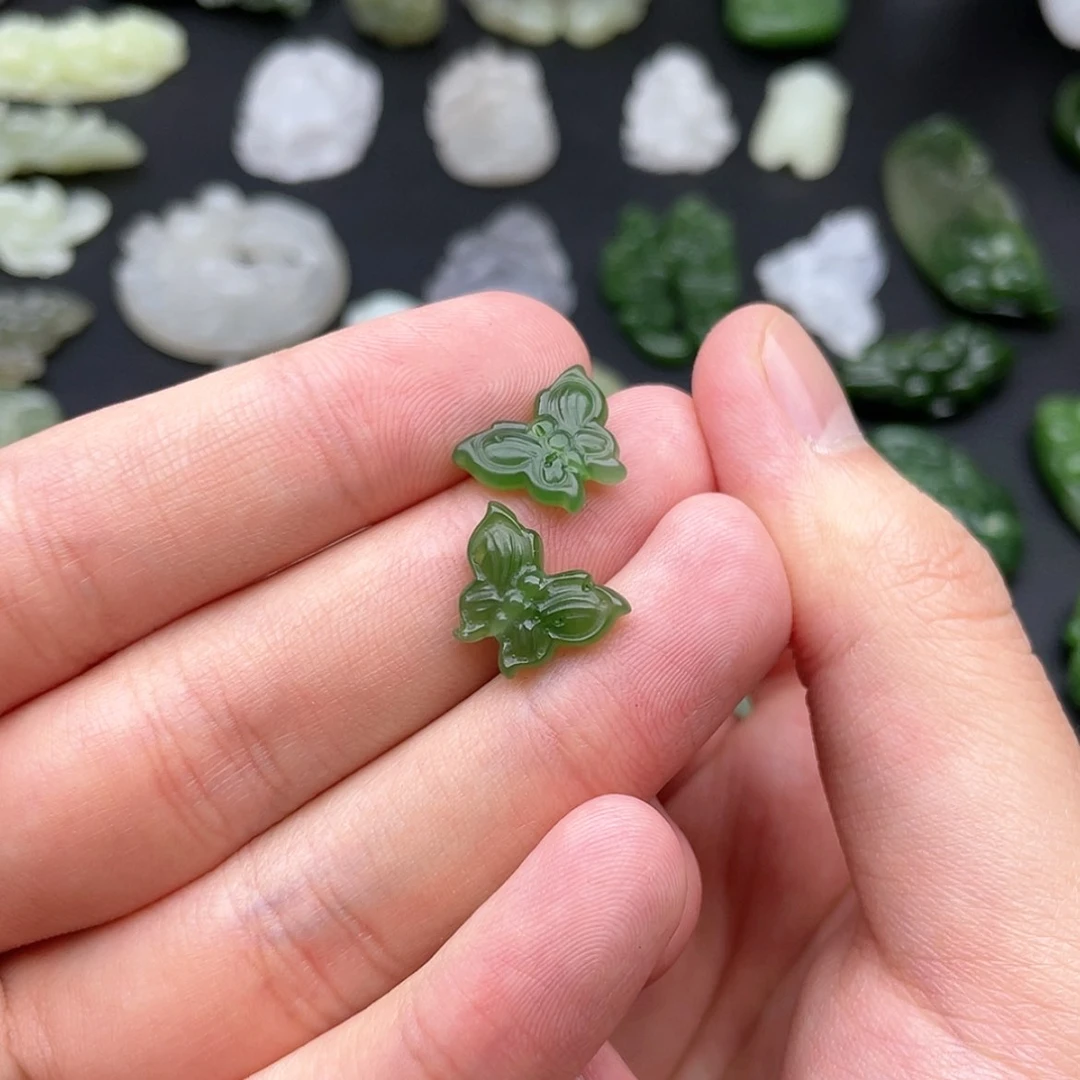 【闪购商品】颈饰未镶嵌和田玉