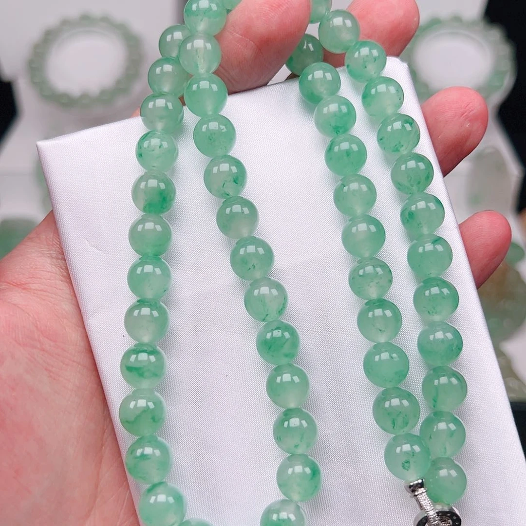 石英质玉未镶嵌项链呼**哟