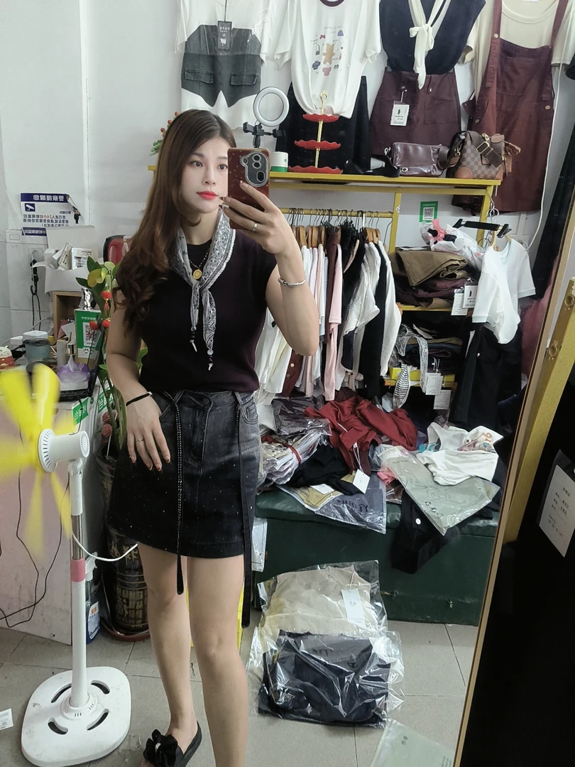 2025爆款高级气质韩版羊毛夏季洋气短袖印花手工穿珠小领巾飘带