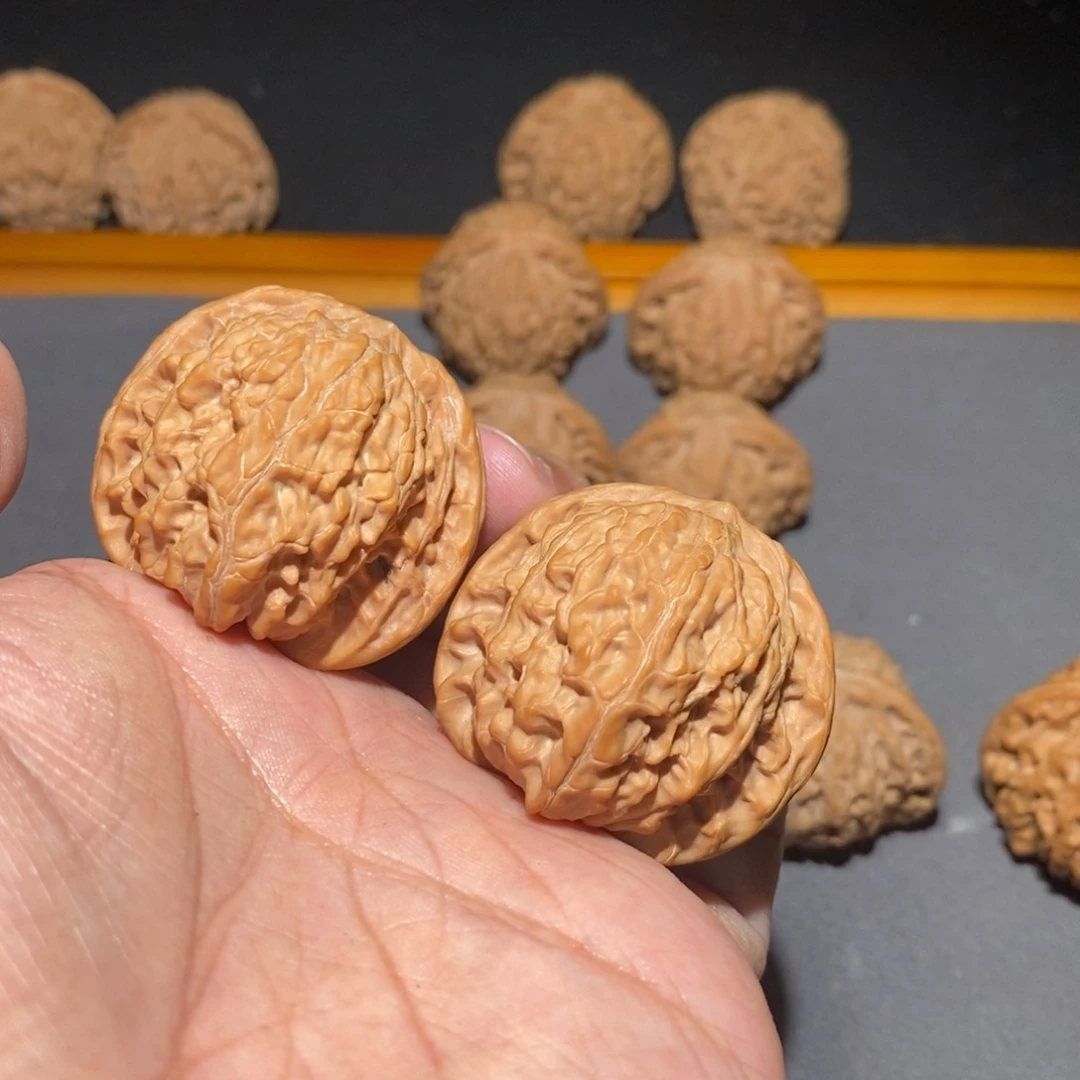 文玩核桃吊坠39山西磨盘全品