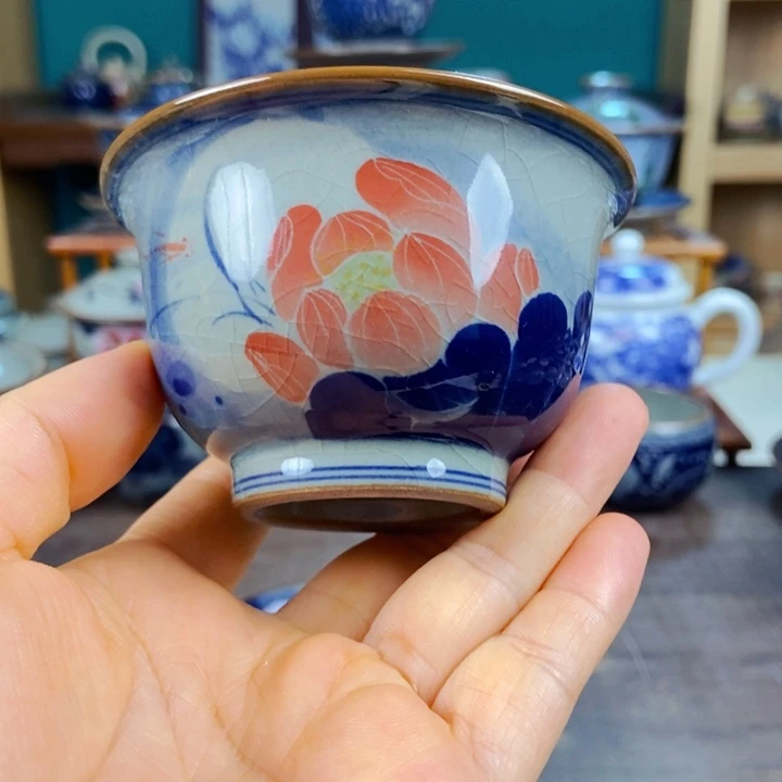 勇***少瓷片手工制作工艺精湛等特点