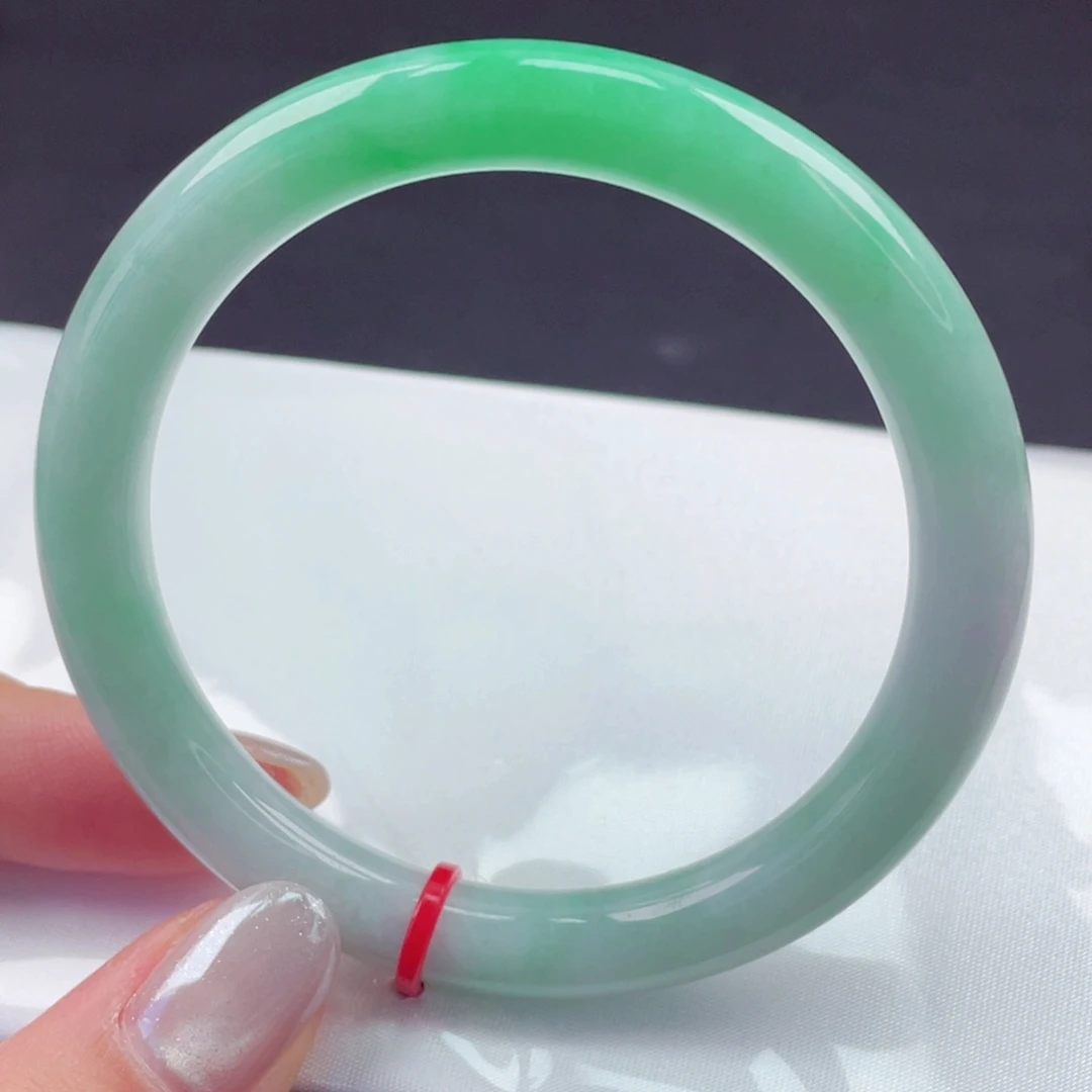 翡翠未镶嵌手镯56圆条