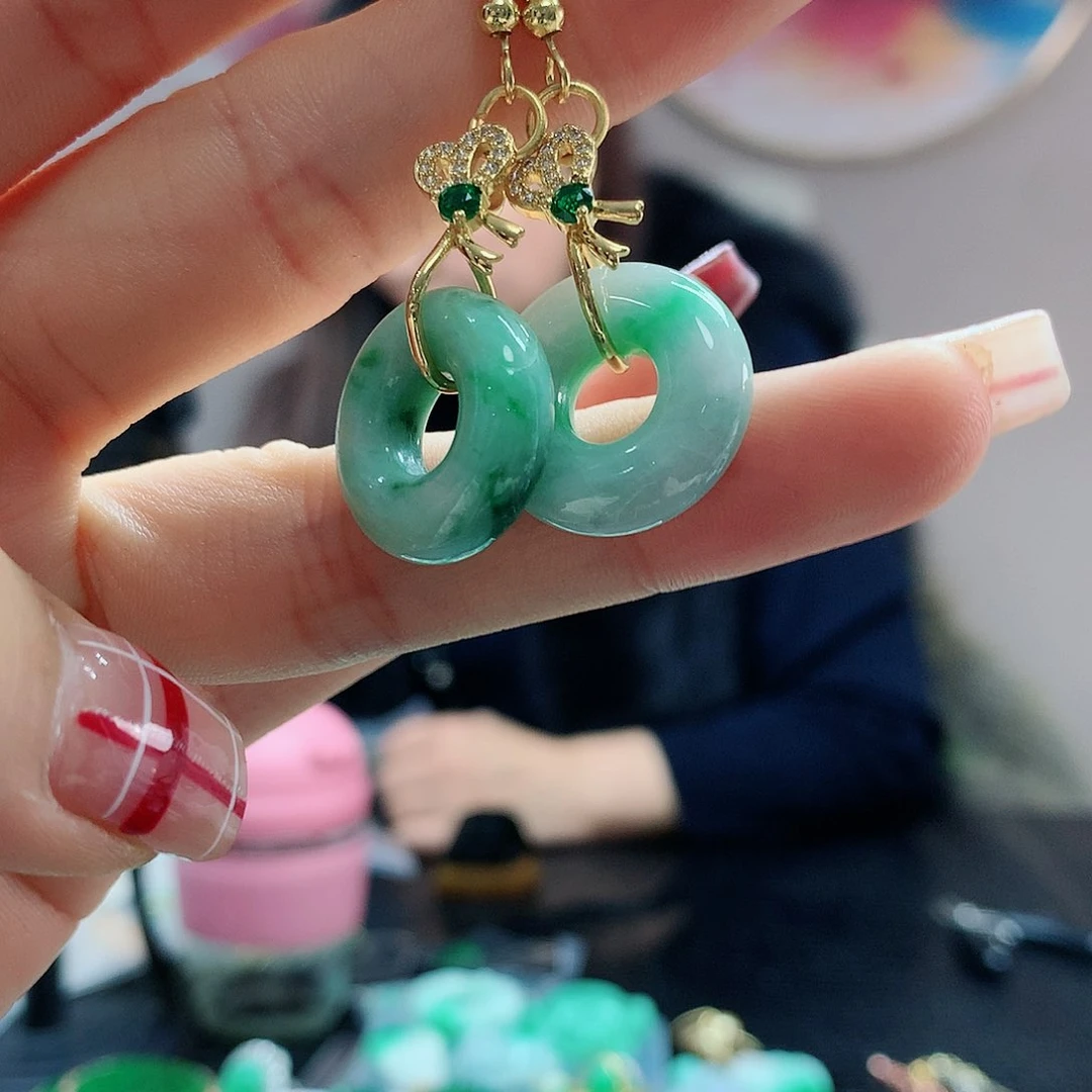 【闪购商品】翡翠耳饰未镶嵌，