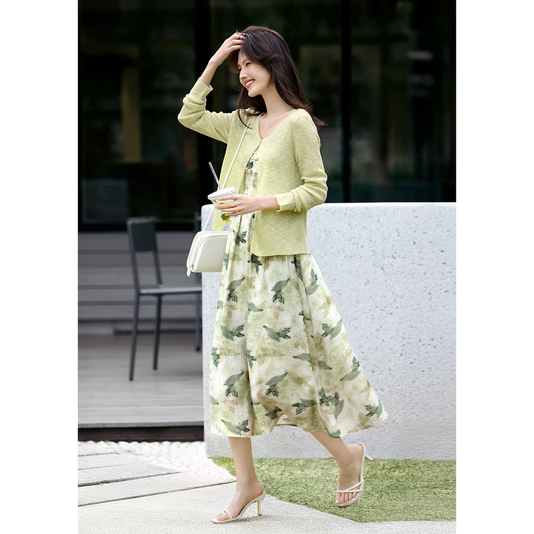 XWI/欣未25夏新款度假风优雅印花吊带连衣裙针织衫两件套装5B003