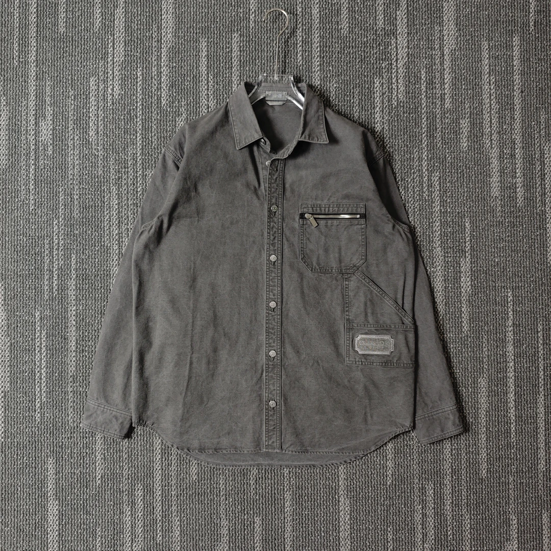 99新 DIOR/迪奥 SS23纯色Logo贴花长袖衬衫/40码/2492