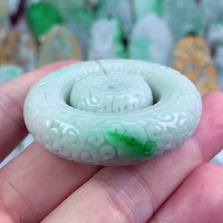 翡翠未镶嵌吊坠(不含链)