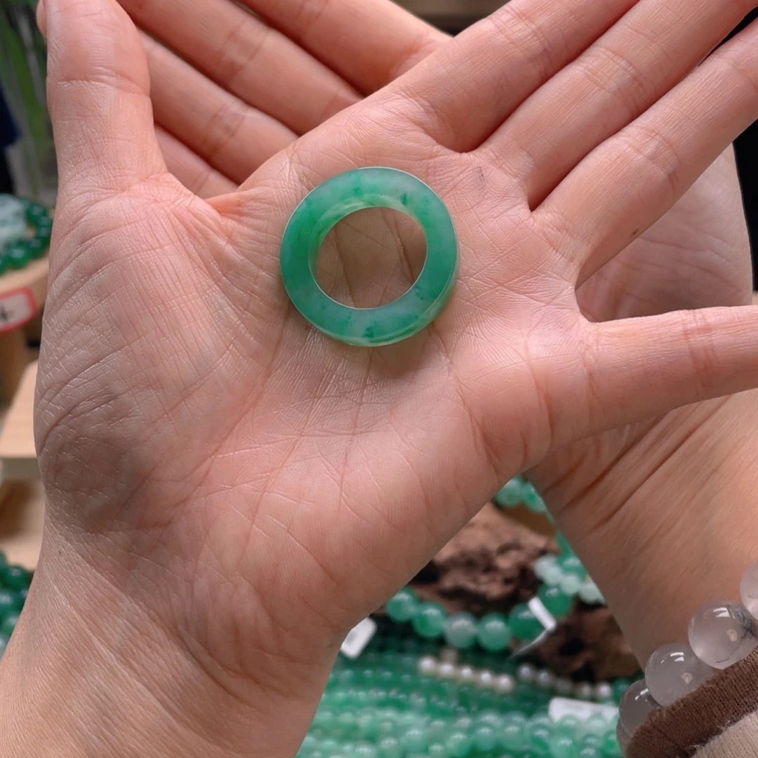 石英质玉未镶嵌手链