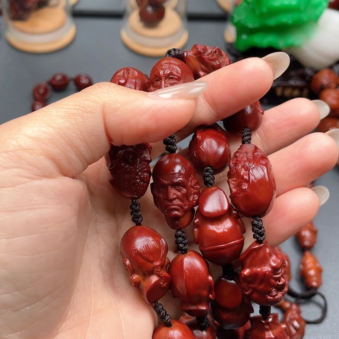 一***木橄榄核手串十八罗汉