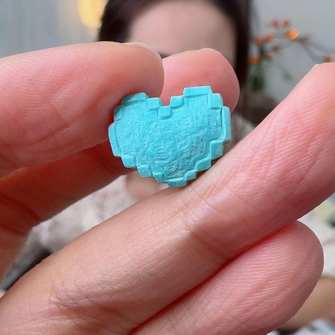 寒***黛绿松石未镶嵌珠宝奇石