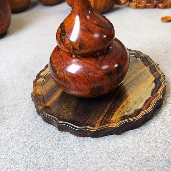 發*地老挝大红酸枝葫芦和茶盘一个