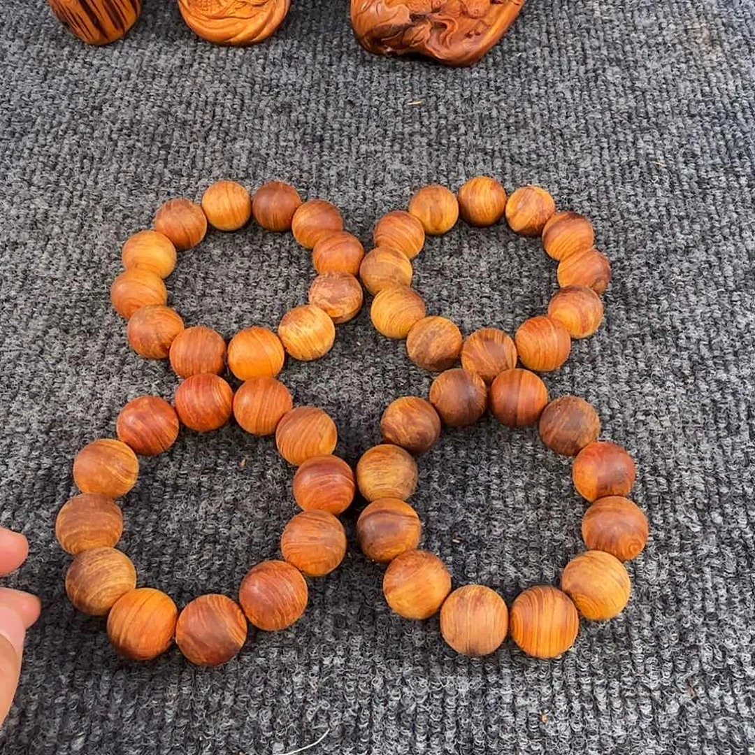 柏木太行崖柏凤雪金粗磨 珠20，特别香