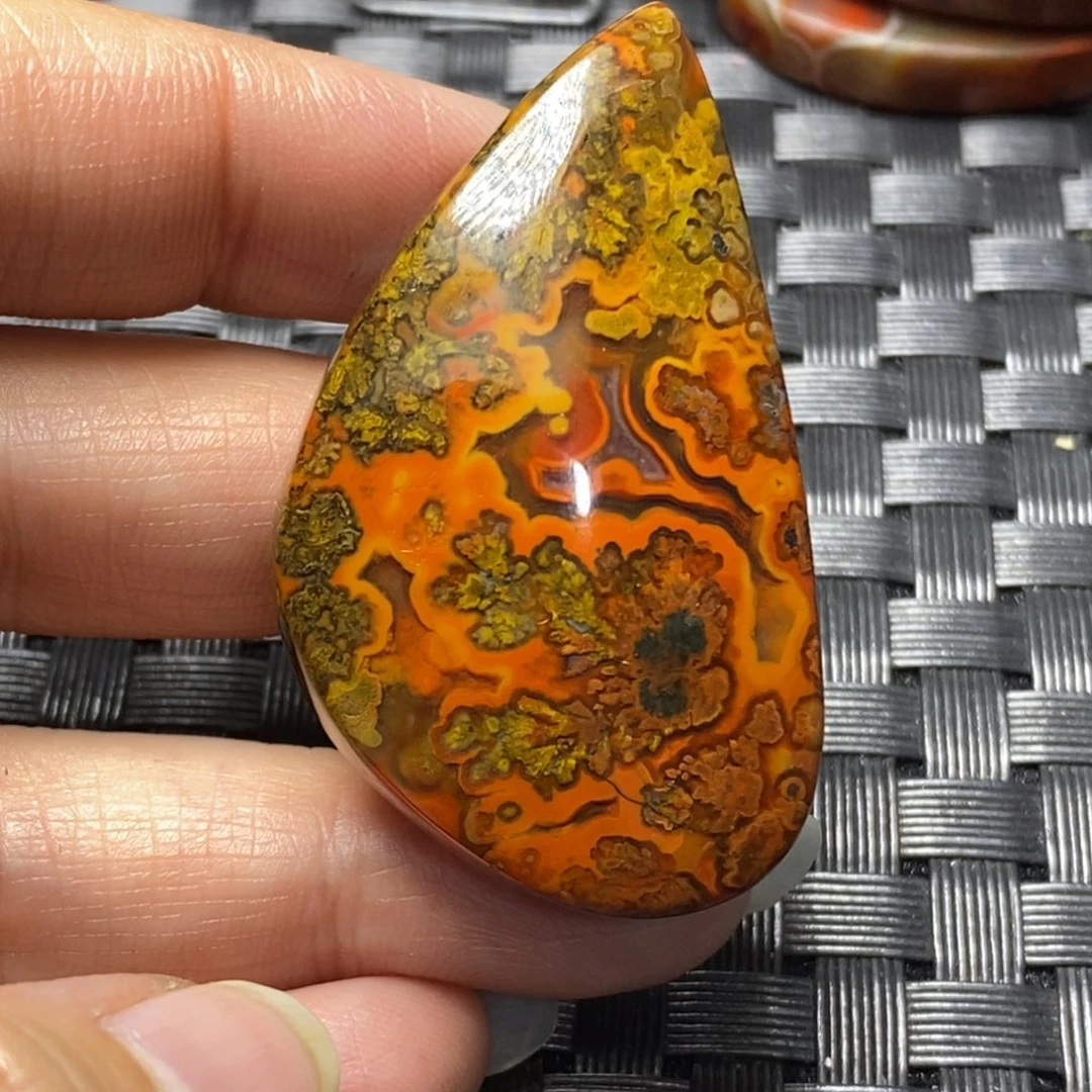 玛瑙/玉髓颈饰未镶嵌一*奕