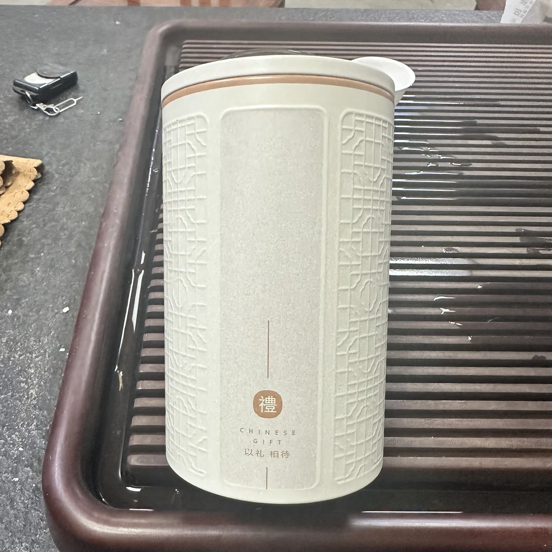 老魏制茶·乌岽老枞蜜兰香·中火炭焙·罐装·50克·2024春茶