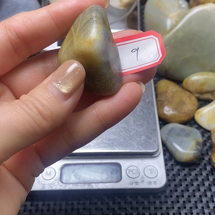 和田玉未镶嵌珠宝奇石9