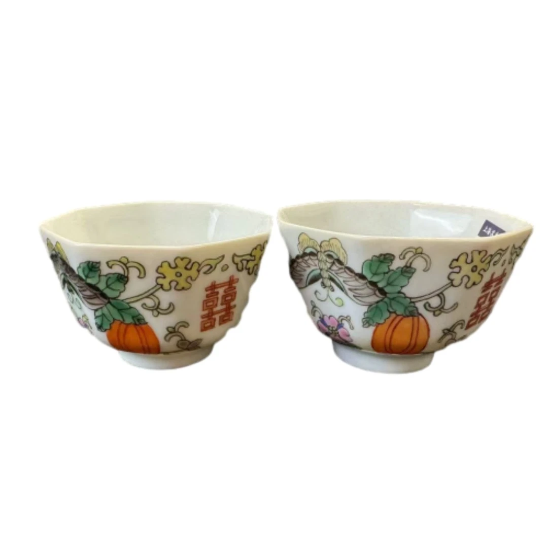 清同治粉彩瓜瓞绵绵八方杯一对