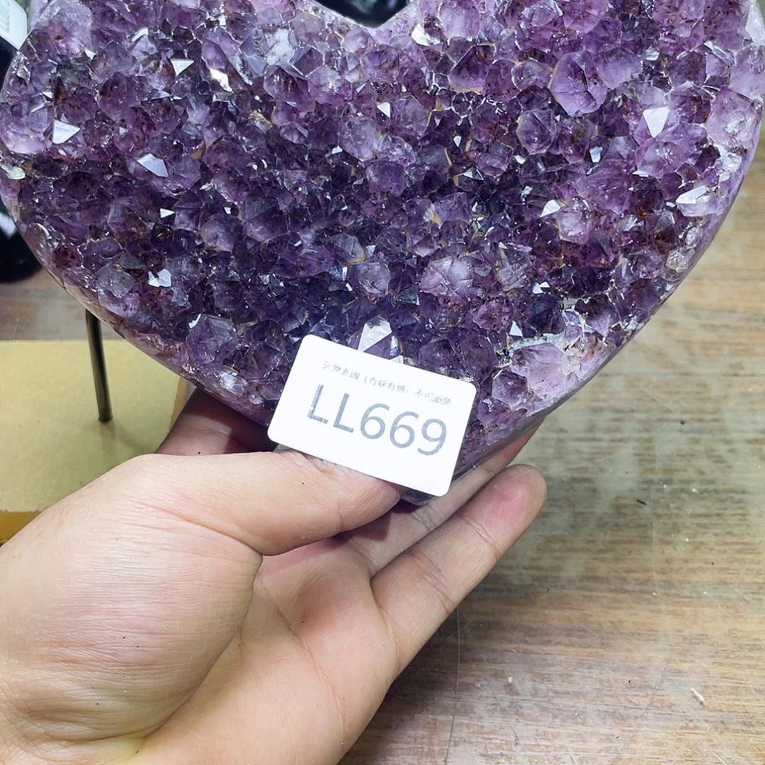 未镶嵌大型摆件（非配饰）水晶