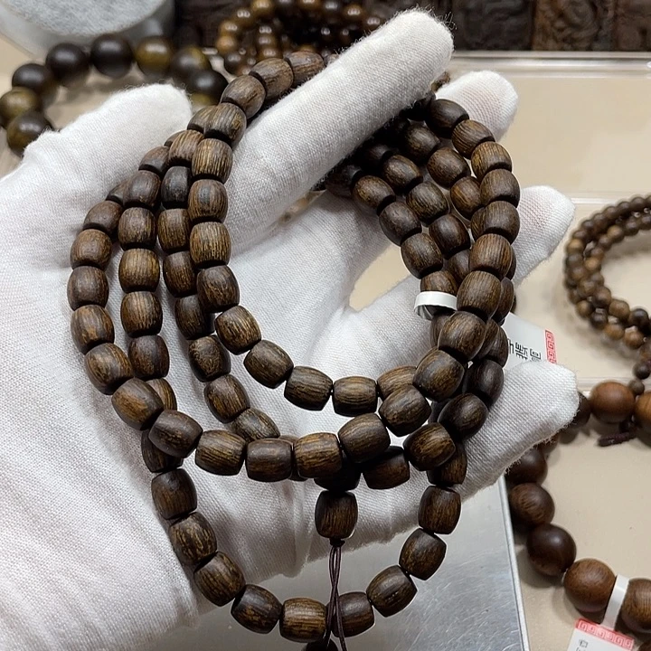 瑞***军沉香手串越南芽庄白棋楠