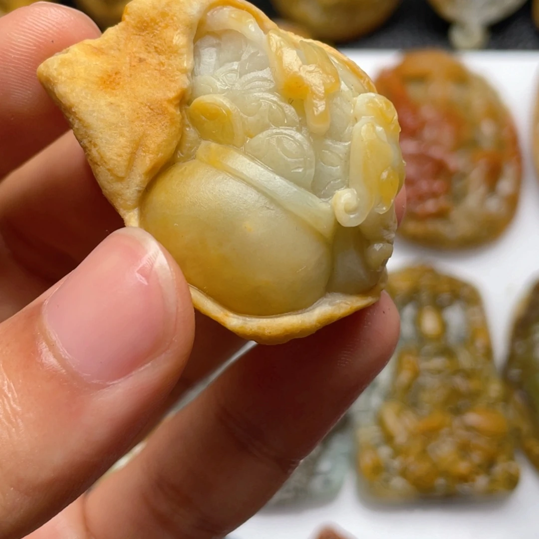 未镶嵌定制翡翠翡翠