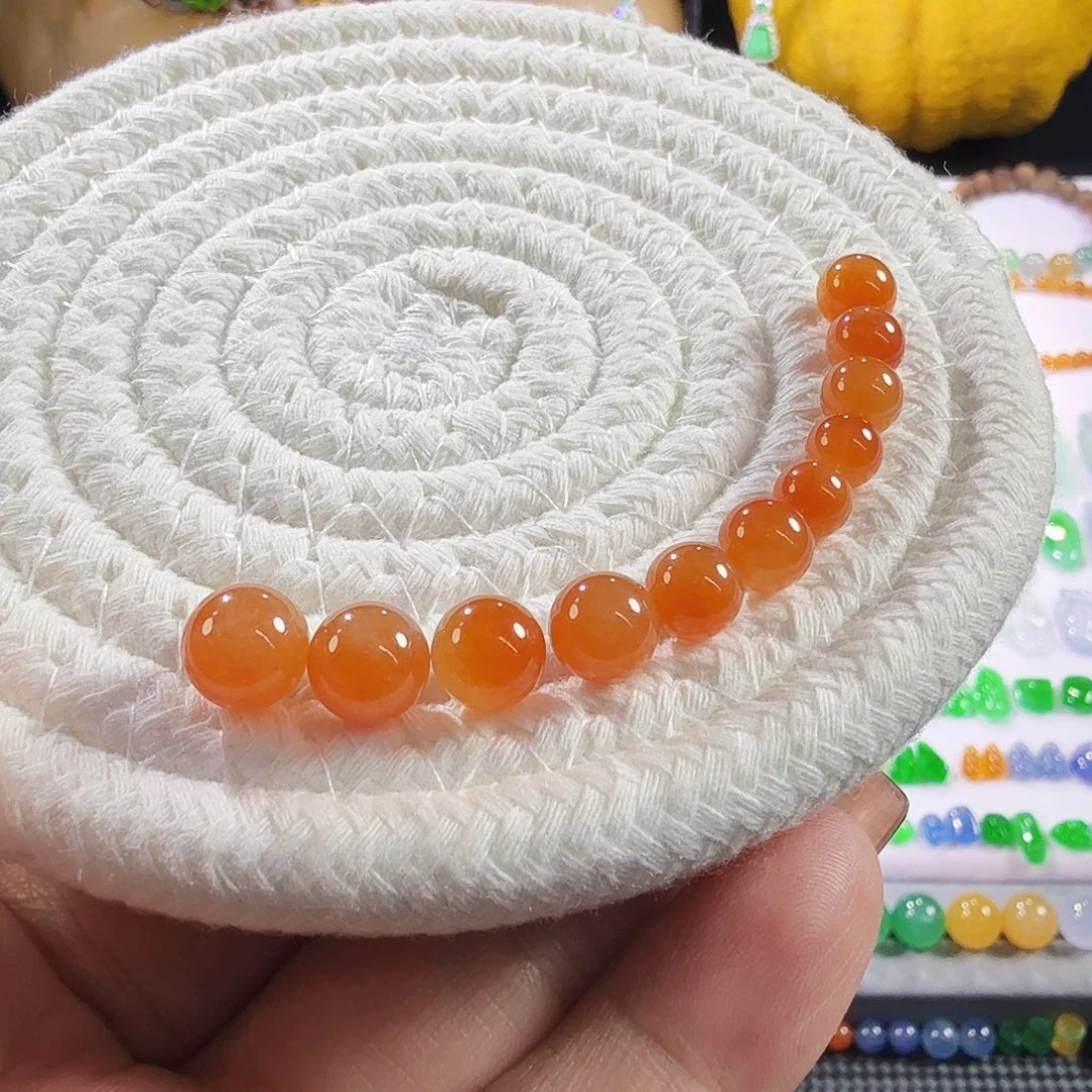 翡翠未镶嵌颈饰裸石
