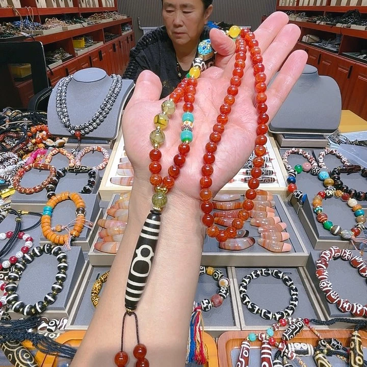 未镶嵌玛瑙/玉髓珠宝奇石