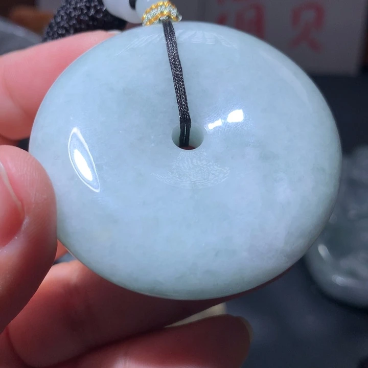翡翠未镶嵌颈饰保真天然A货翡翠