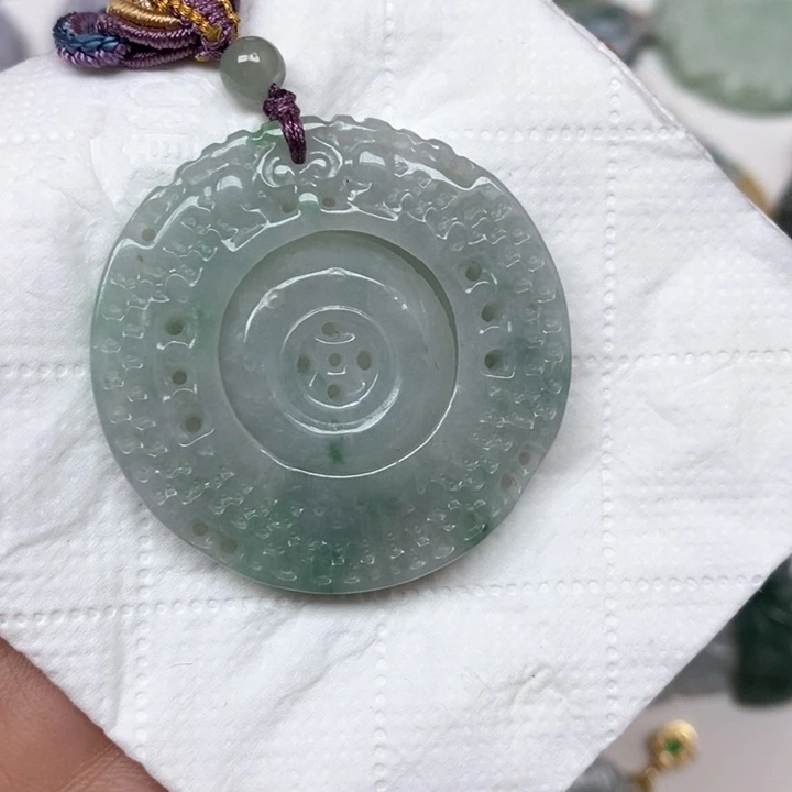 翡翠未镶嵌颈饰85号