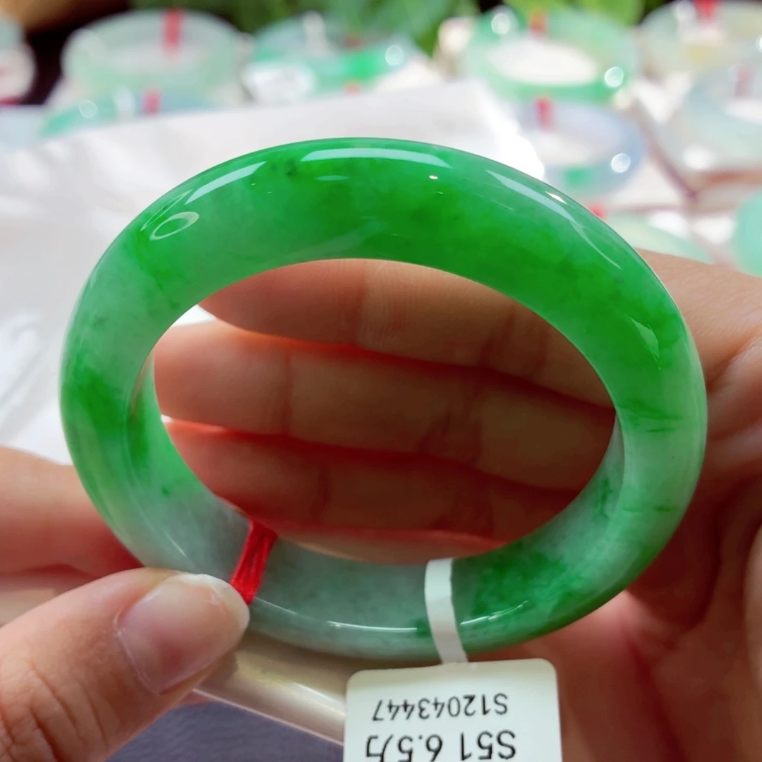 翡翠未镶嵌手镯辣绿强推68-13