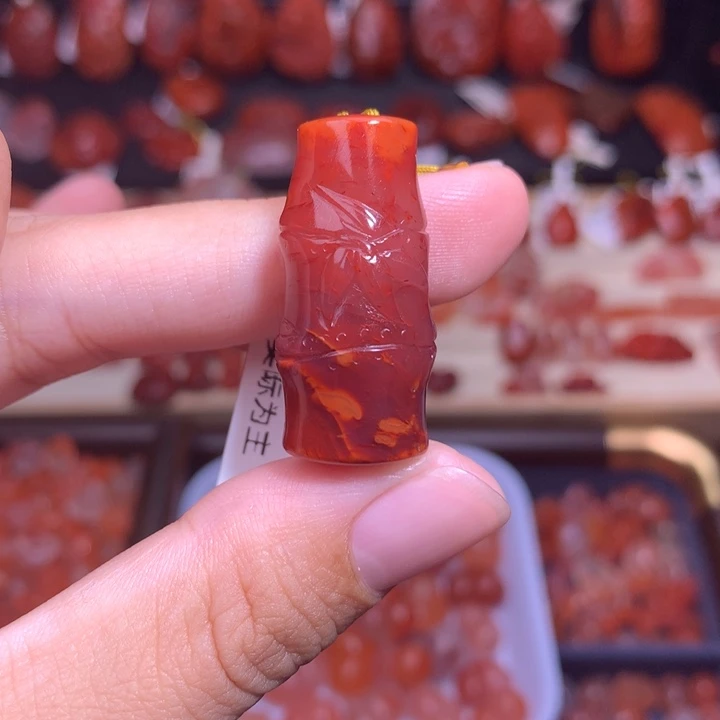 南红玛瑙未镶嵌珠宝半成品竹节