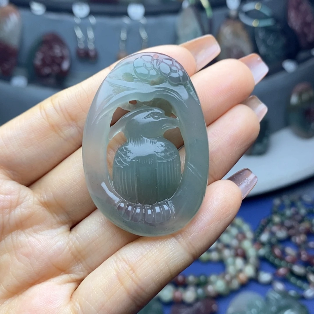 王***华玛瑙/玉髓未镶嵌吊坠(不含链)
