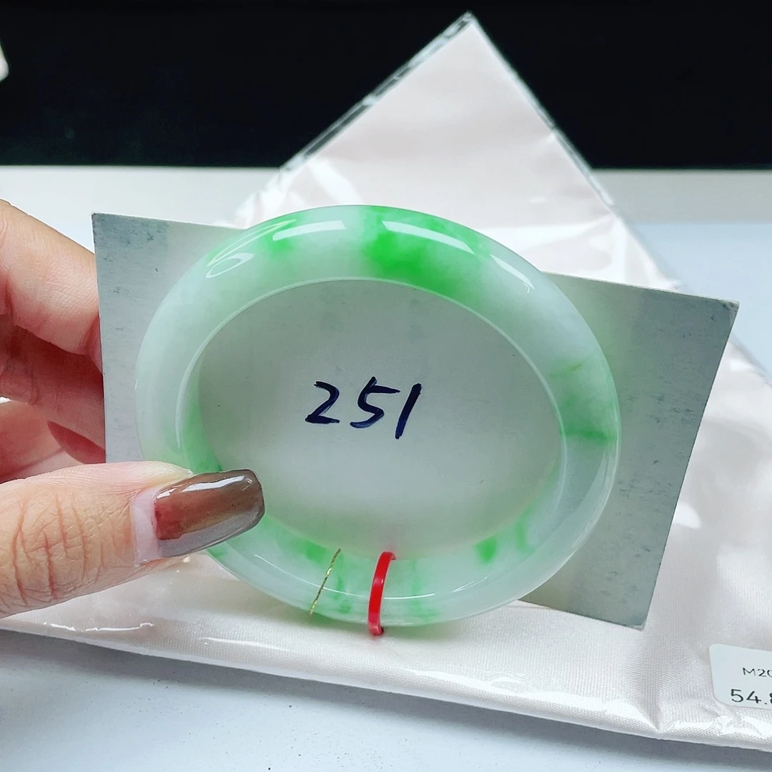 翡翠未镶嵌手镯 正圈54+