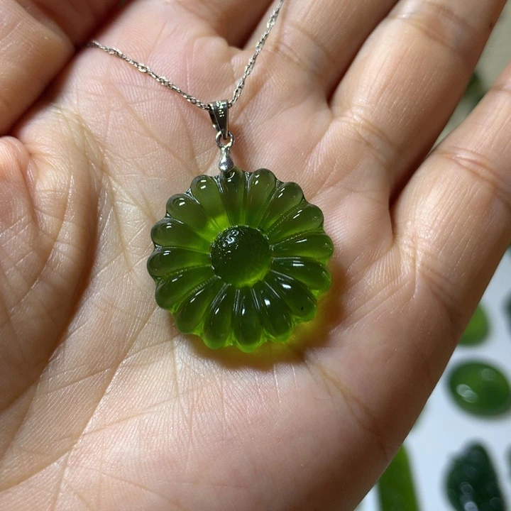 岫玉银S925镶嵌颈饰吊坠